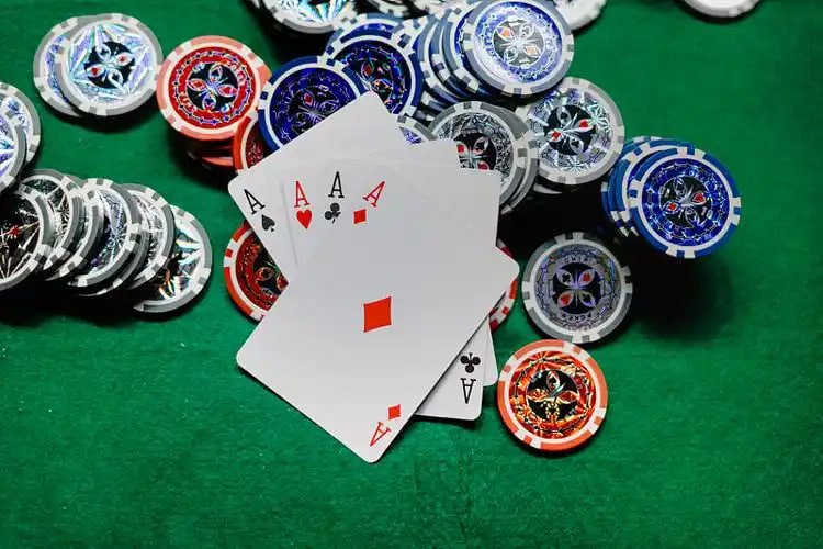 maindomino99 dashboard displaying live football markets and casino games