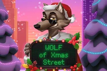 Hood vs Wolf slot game on maindomino99 showing five reels, paylines, and animal symbols